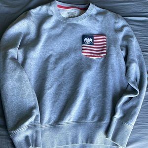 Converse crewneck